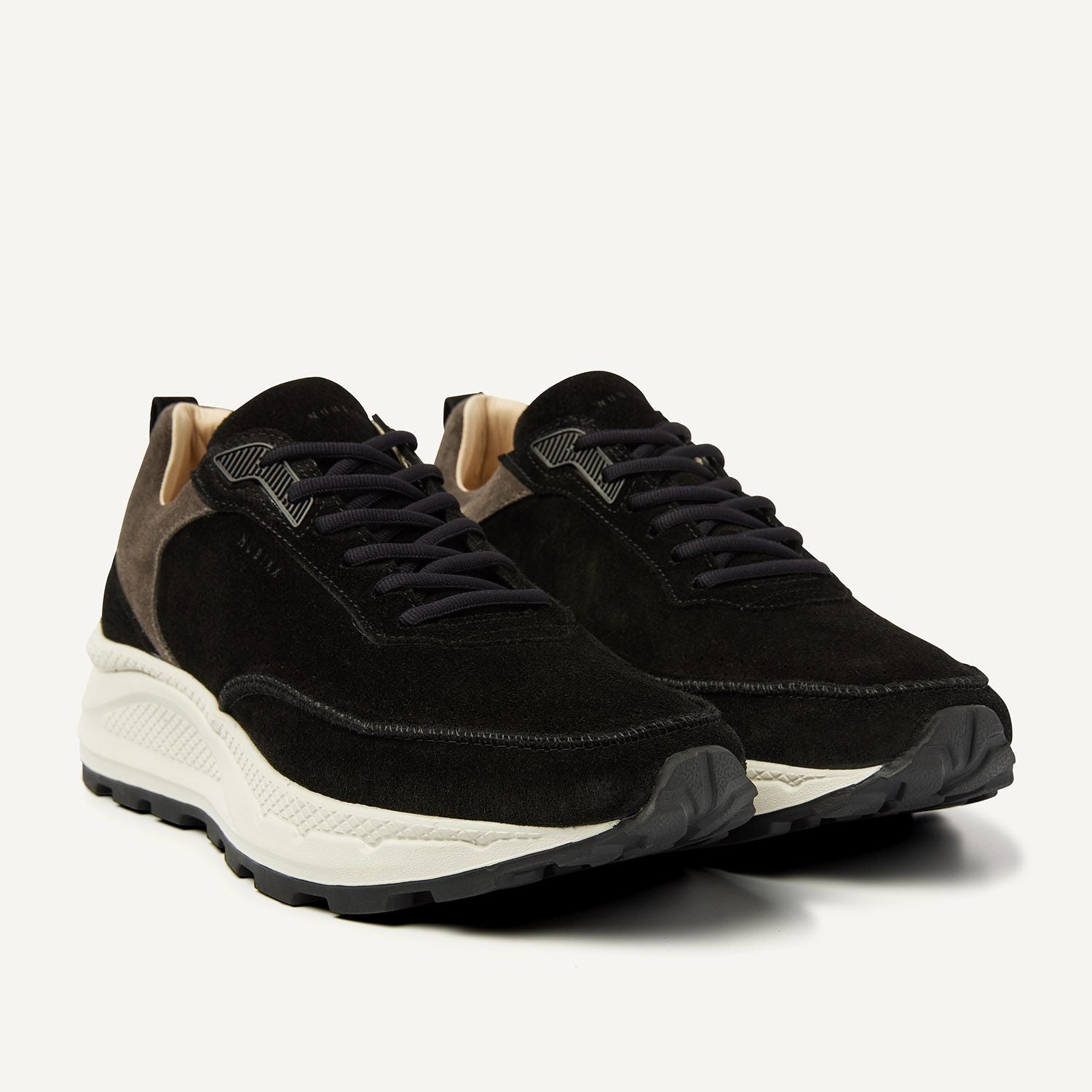 Nubikk Oberon Reese Black