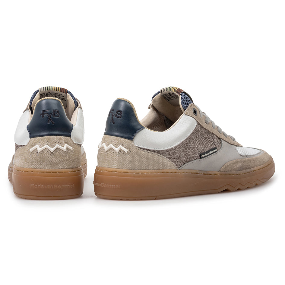FlorisvanBommelDeKupster0521LBrown__3