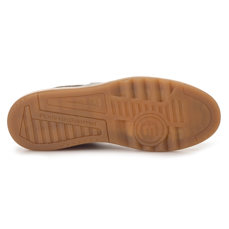FlorisvanBommelDeKupster0521LBrown__4