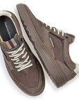 FlorisvanBommelDeKupster0900Brown__4