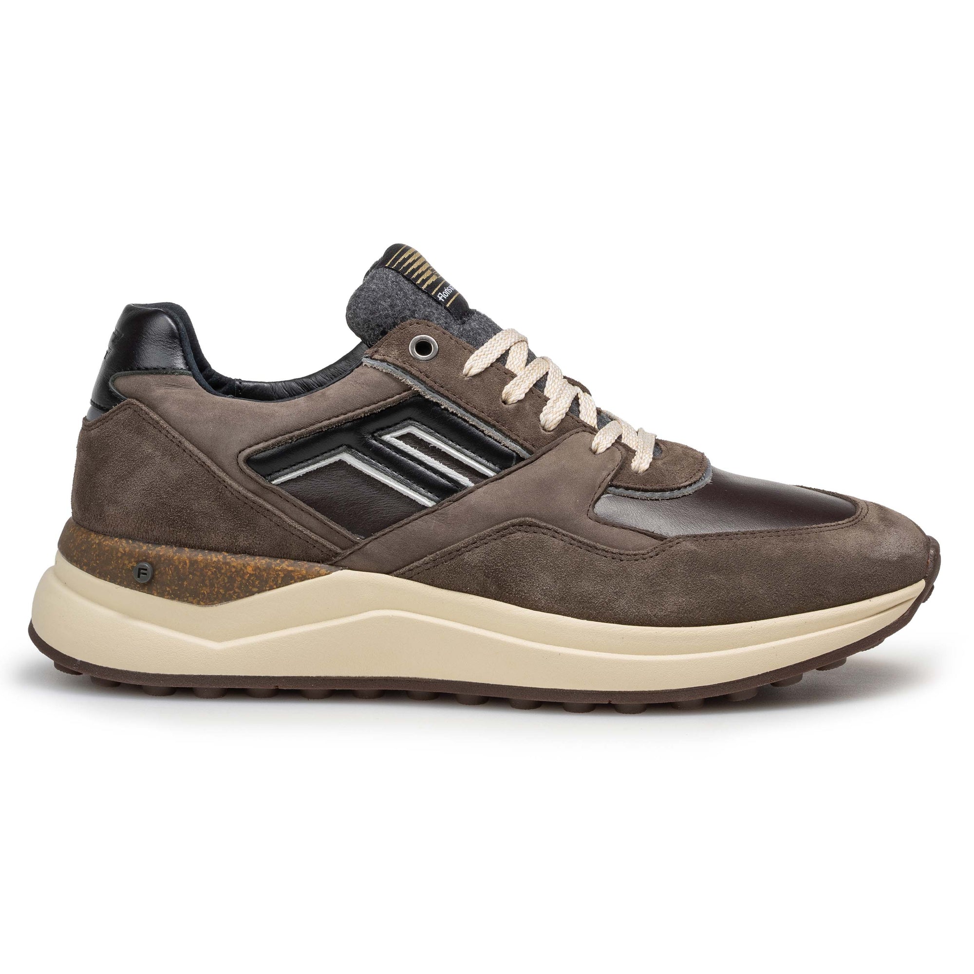 FlorisvanBommelDeTrikker0107Brown__2