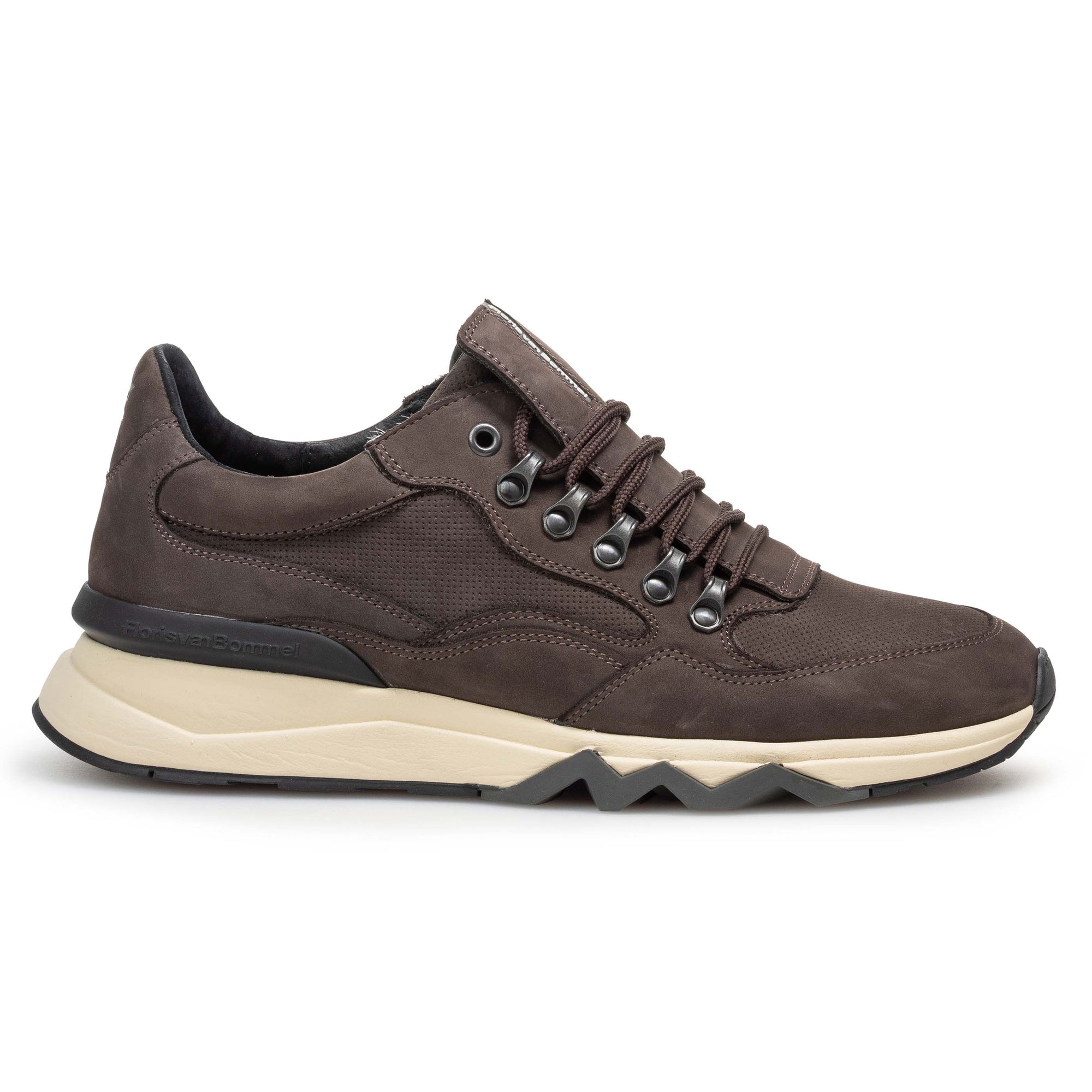 FlorisvanBommelDeZager0129DkBrown__2
