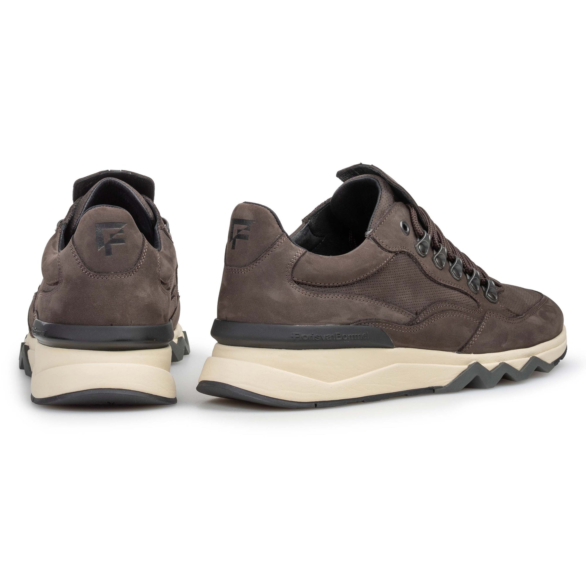 FlorisvanBommelDeZager0129DkBrown__3
