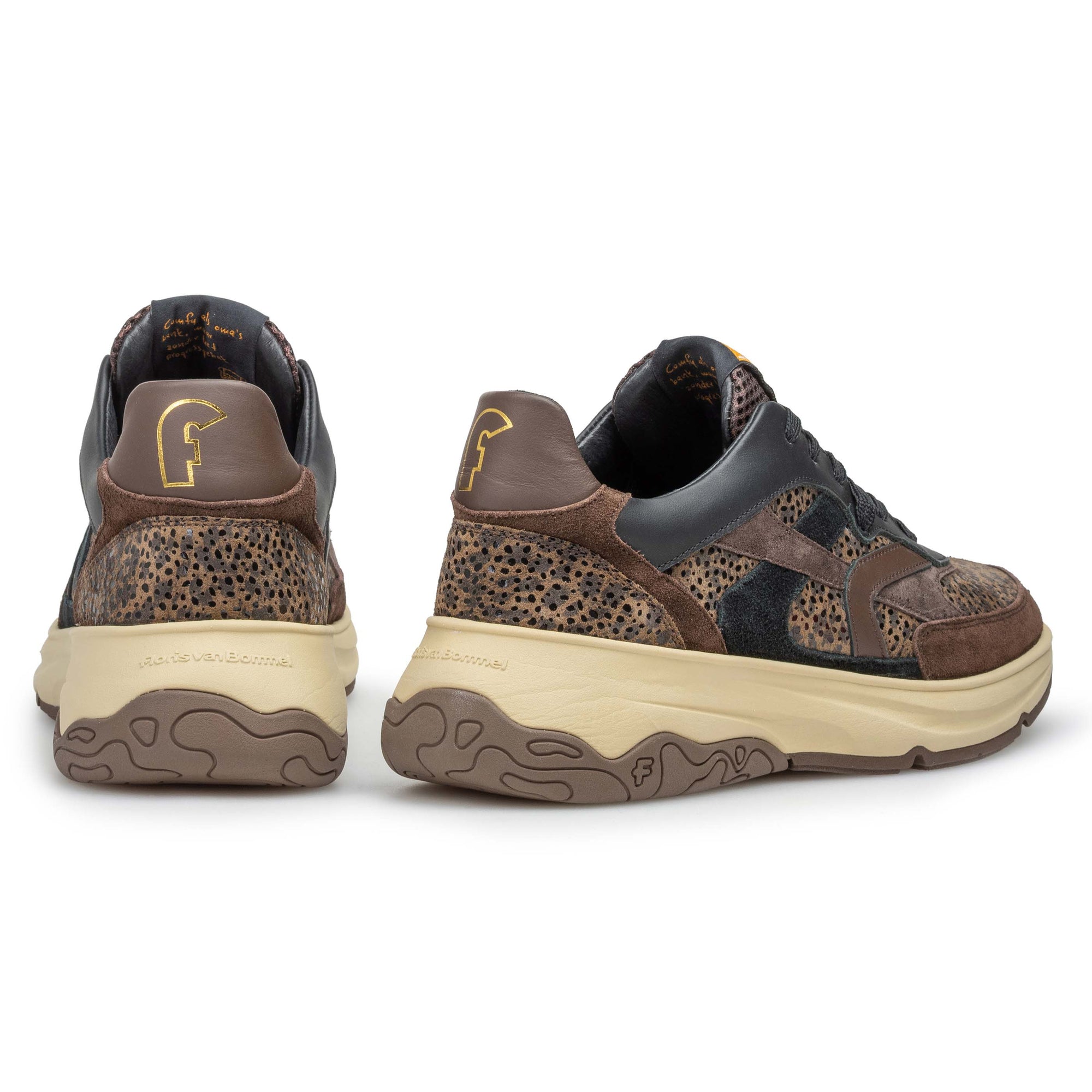 FlorisvanBommelHolli0101Browncombi__3
