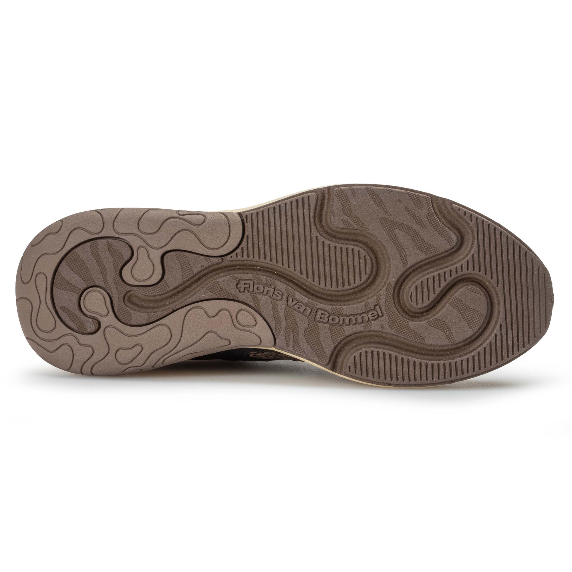 FlorisvanBommelHolli0101Browncombi__4