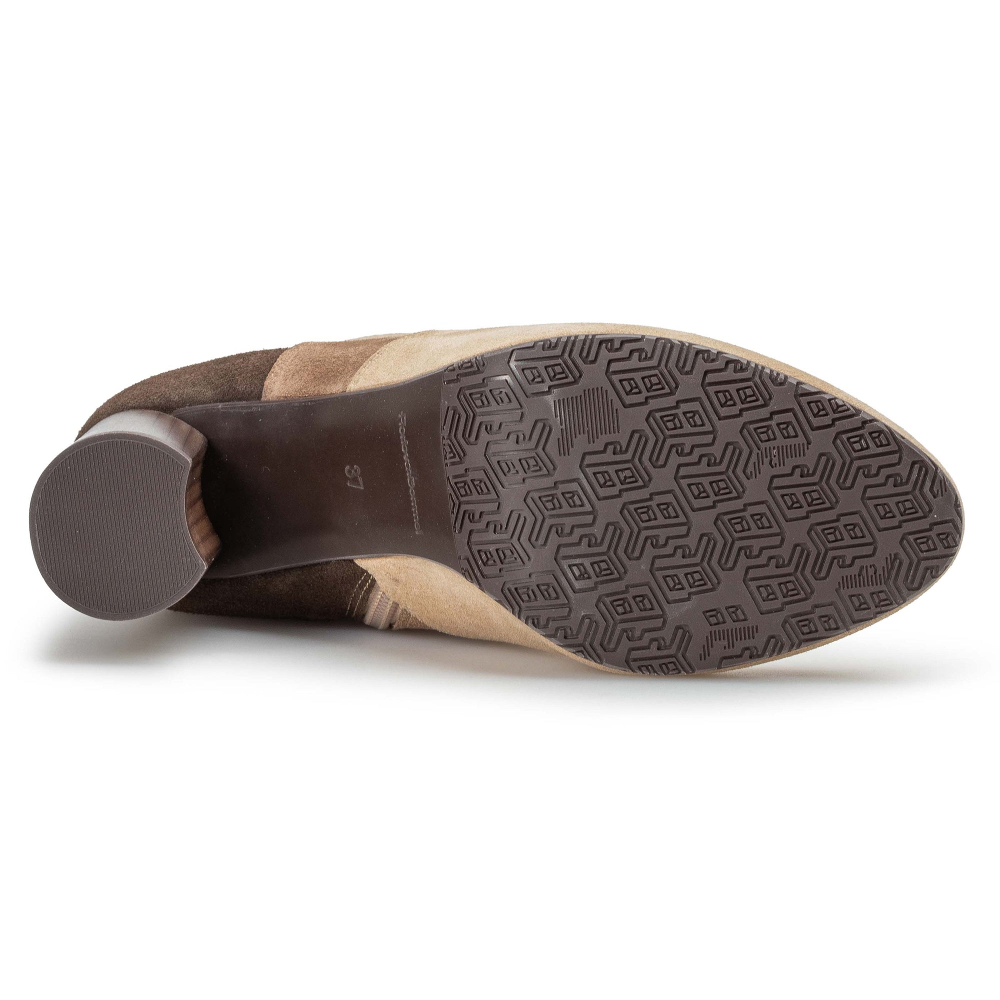 FlorisvanBommelKaci0109LBrown__3