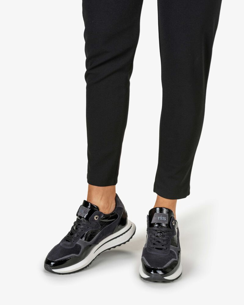 Floris van Bommel Sumi 01.02 Black