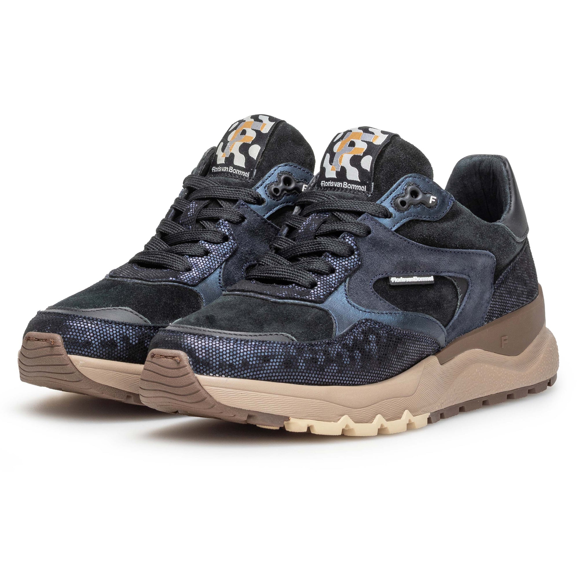 FlorisvanBommelTreni0209Blue__1